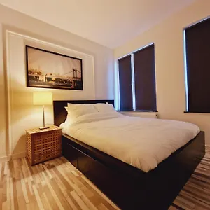 Room303 - - By T&s Herberg